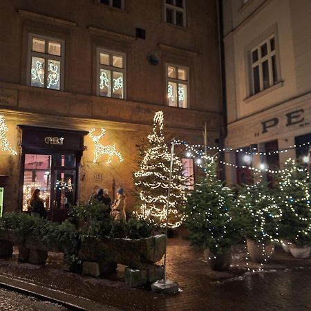 Apartment With Entresol Old Town Krasków Exterior foto
